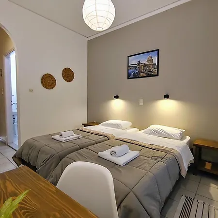 Hotel Aegina Hotel 2*
